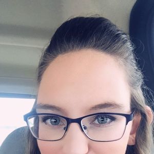 Meet your Posher, Faith